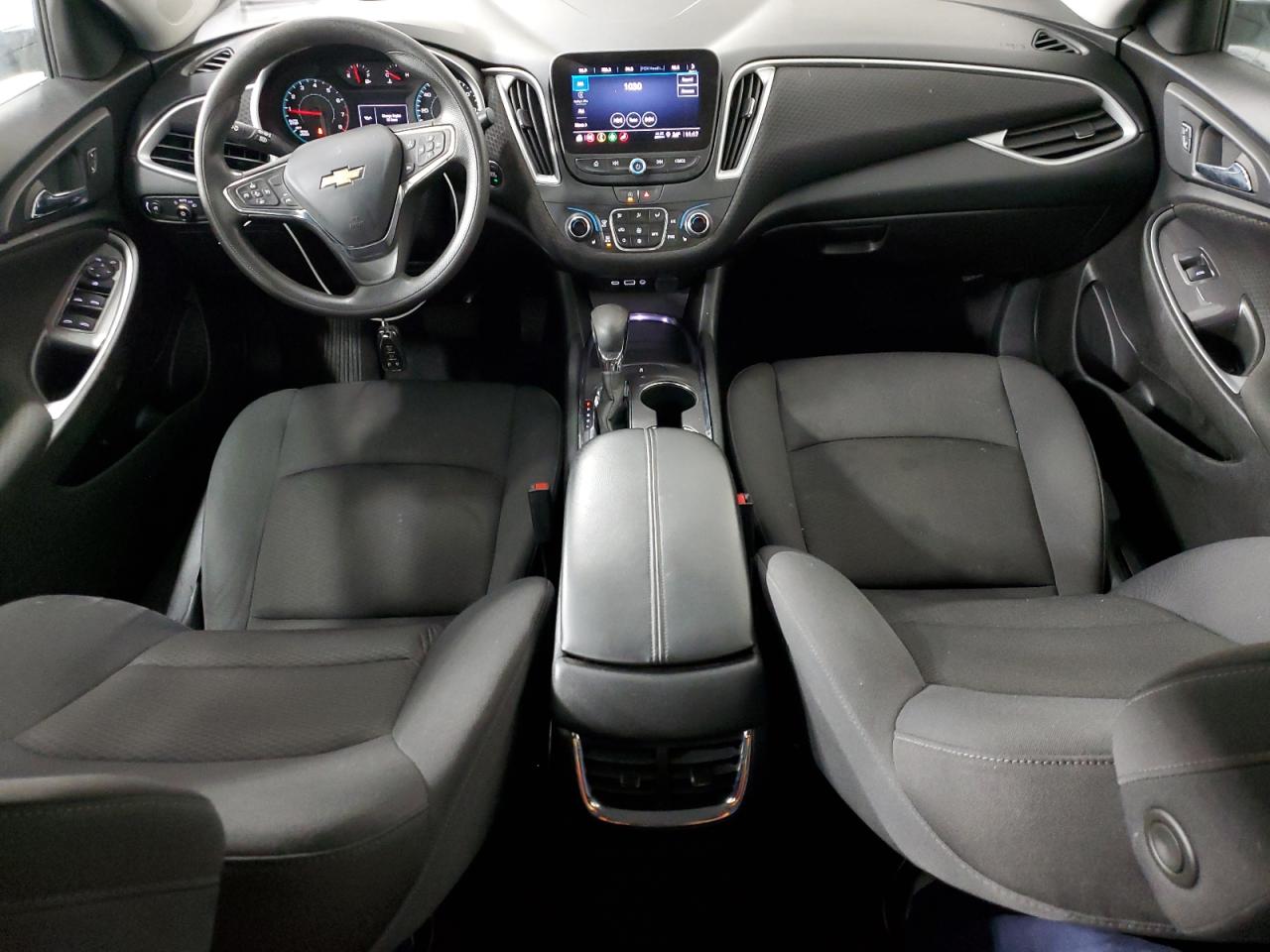 2023 Chevrolet Malibu - Image 8