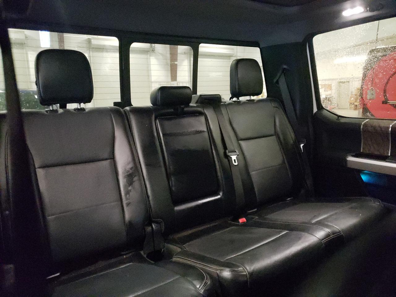 2017 Ford F350 - Image 10