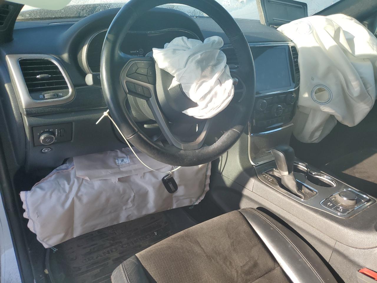 2020 Jeep Grand Cherokee - Image 8