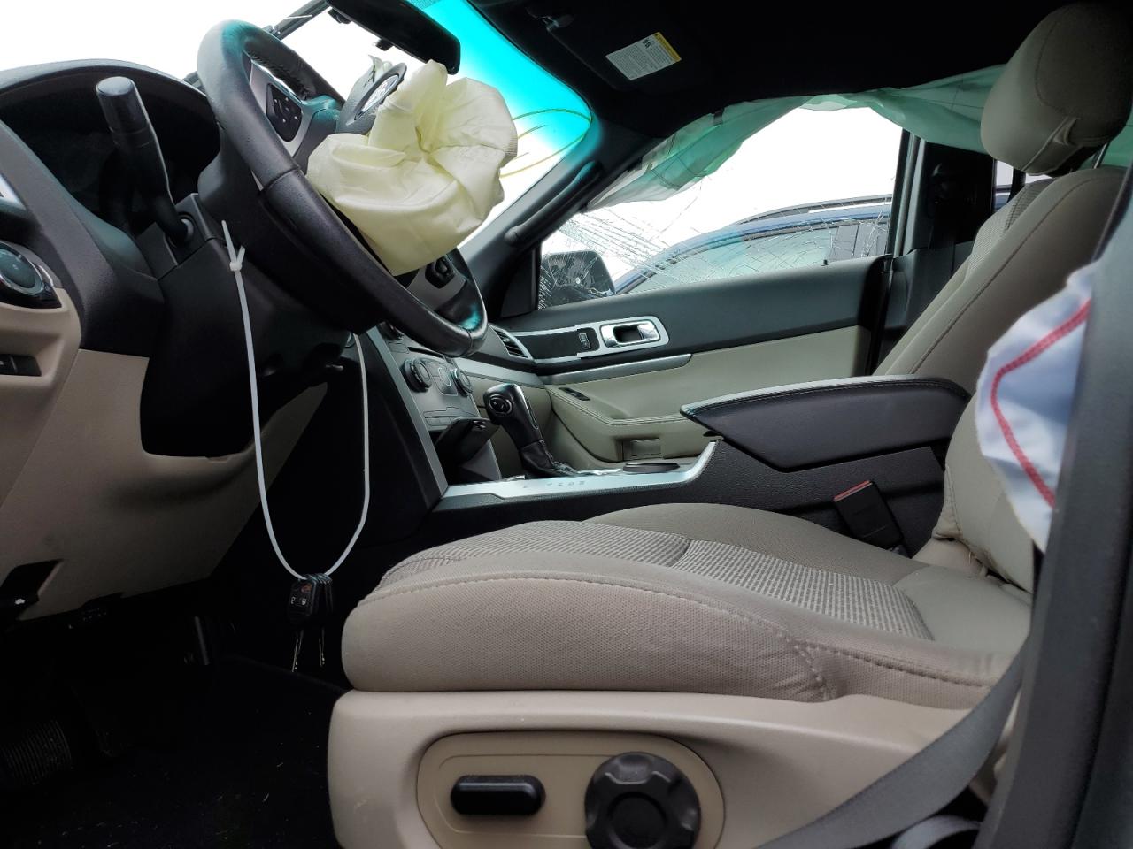 2015 Ford Explorer - Image 7