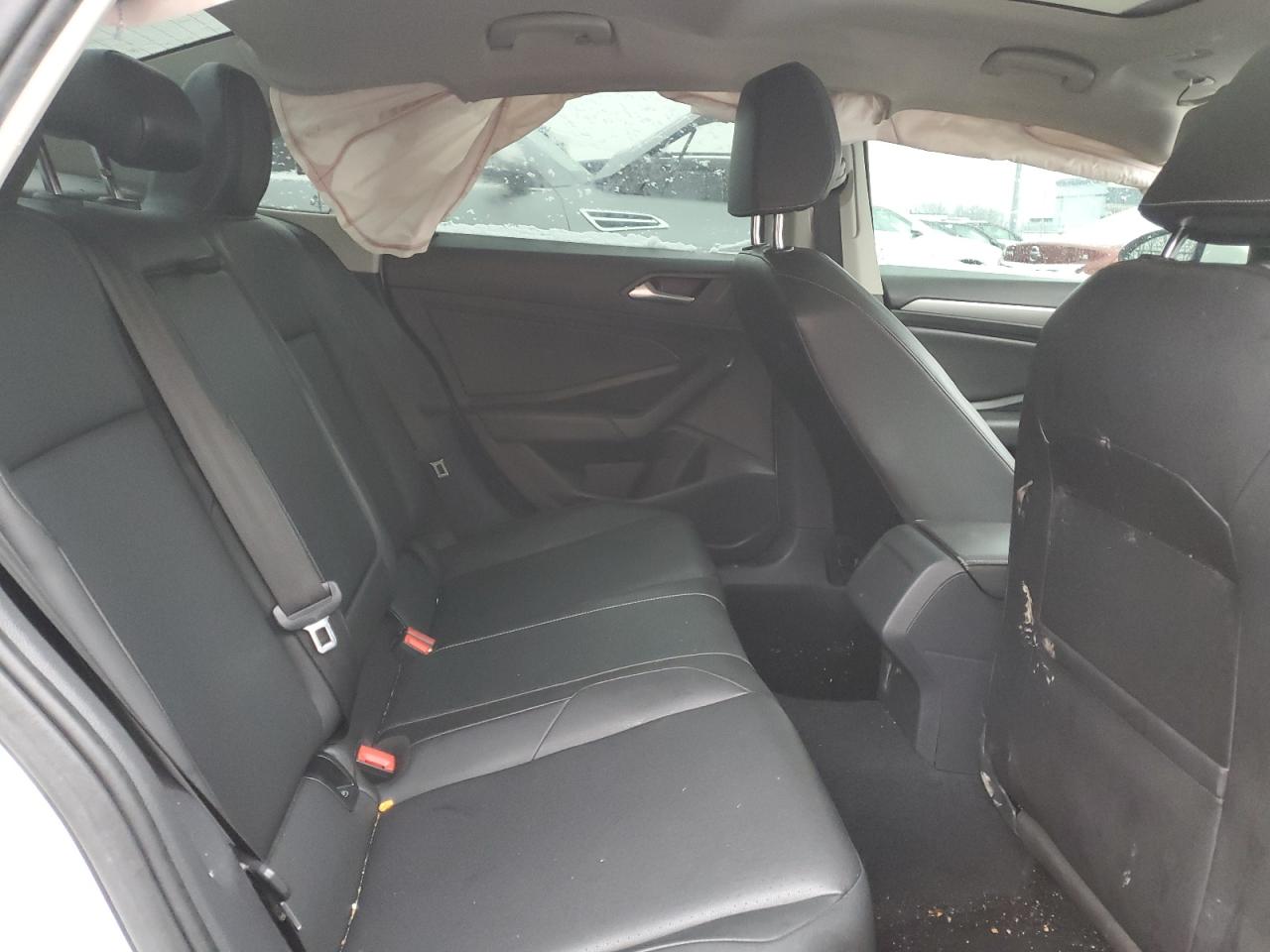 2019 Volkswagen Jetta - Image 11