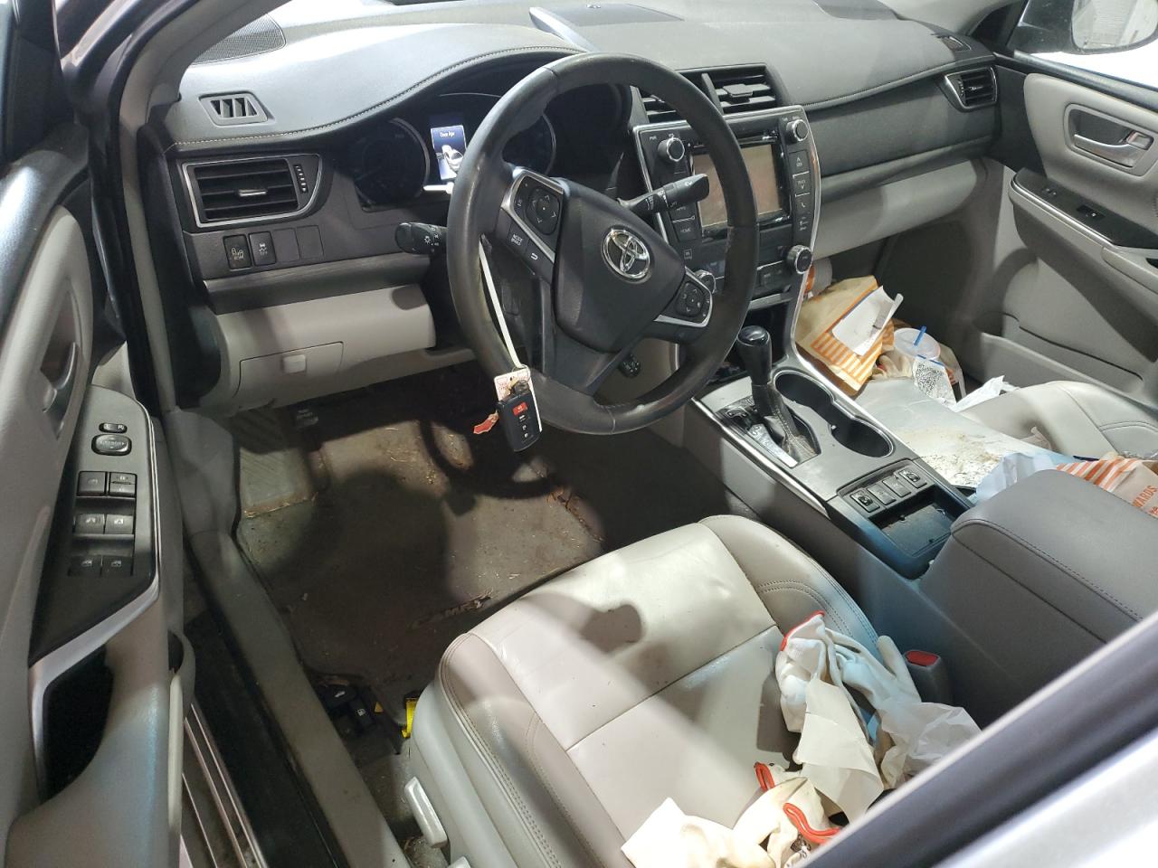 2017 Toyota Camry - Image 8