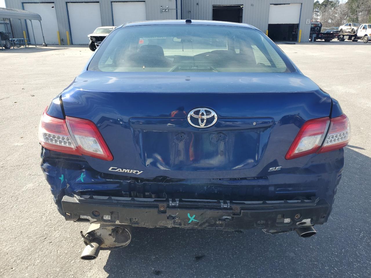 2010 Toyota Camry - Image 6