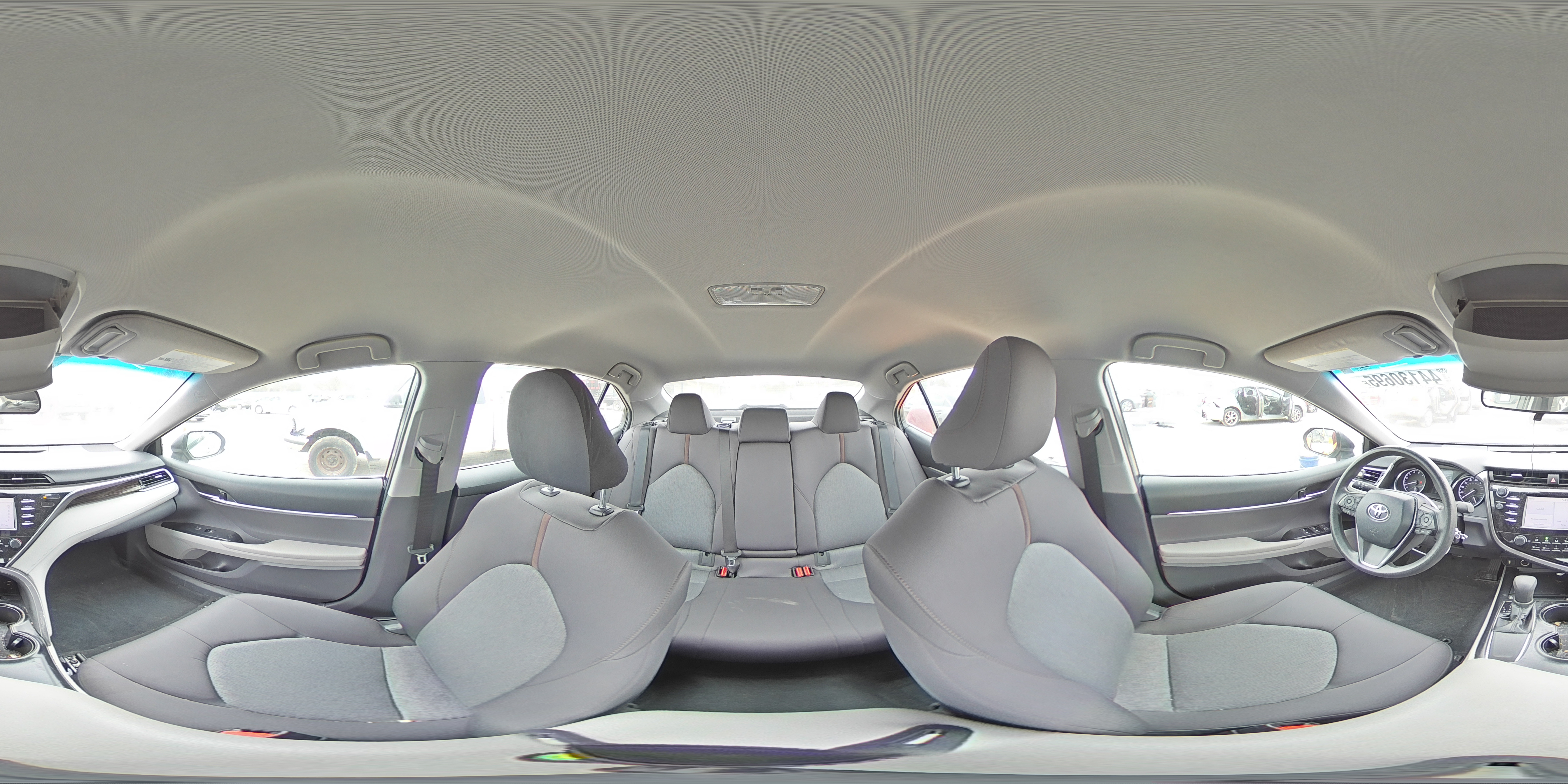 2018 Toyota Camry - Image 13