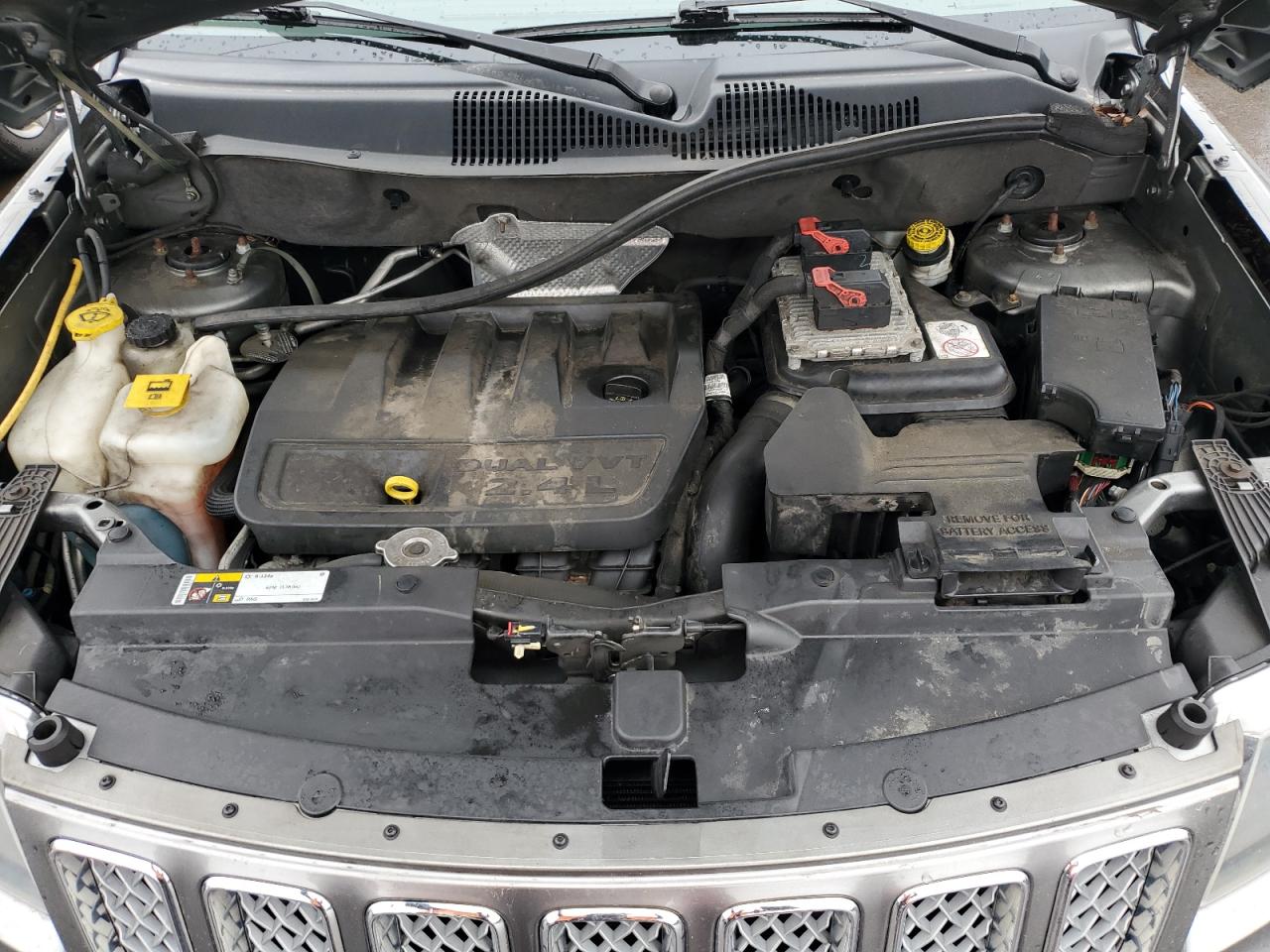 2014 Jeep Compass - Image 12