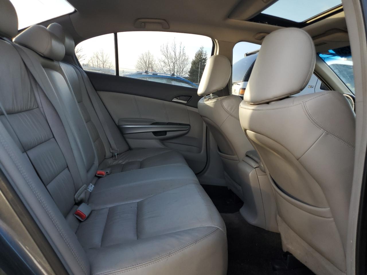 2008 Honda Accord - Image 10