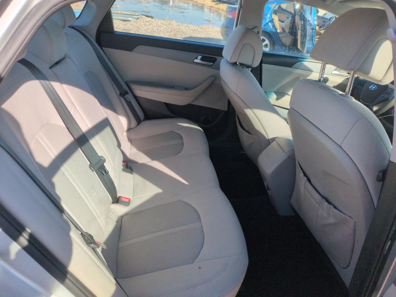 2017 Hyundai Sonata - Image 10