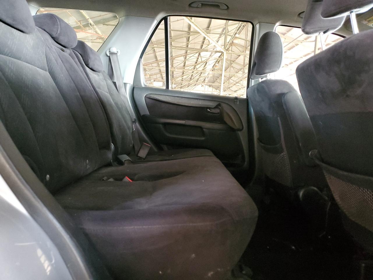 2005 Honda CR-V - Image 10