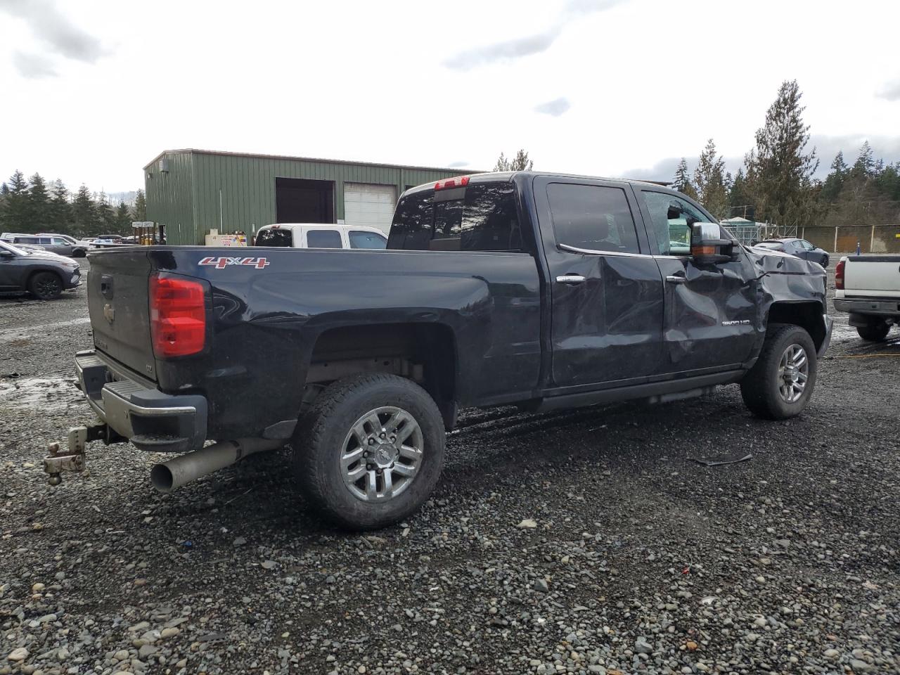 2015 Chevrolet Silverado - Image 3