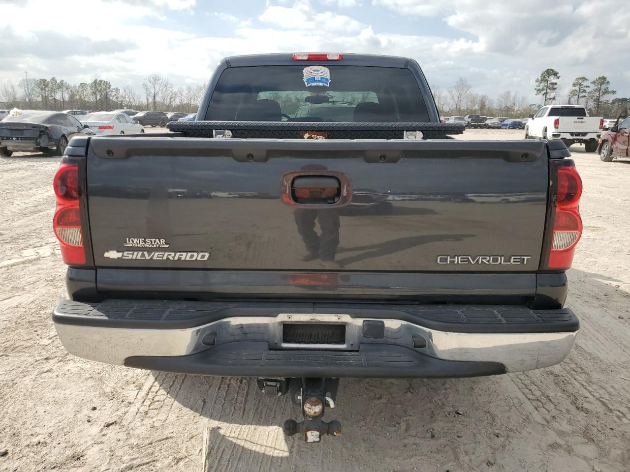 2005 Chevrolet Silverado - Image 6