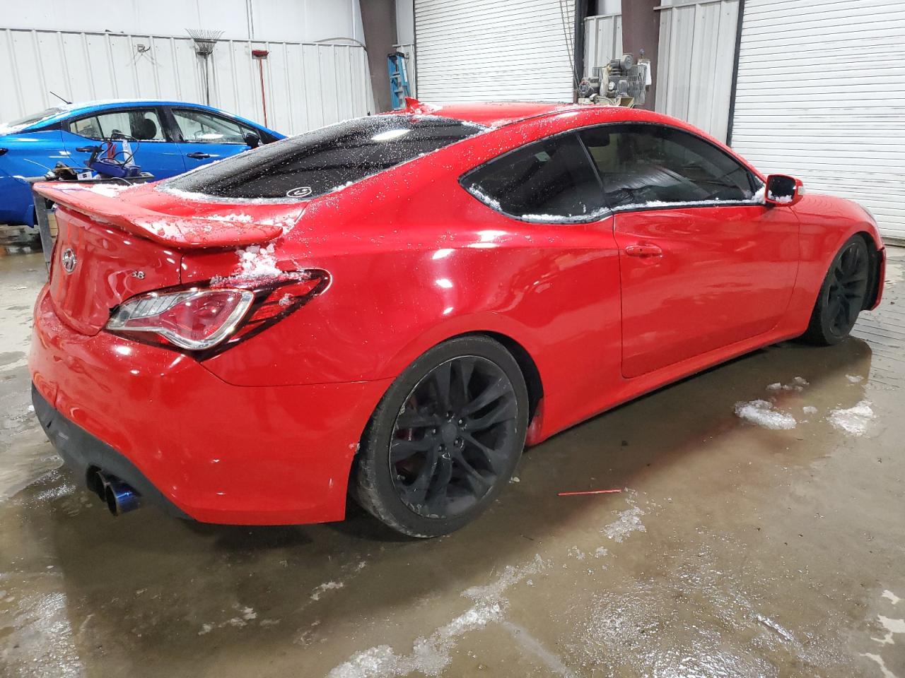 2013 Hyundai Genesis - Image 3