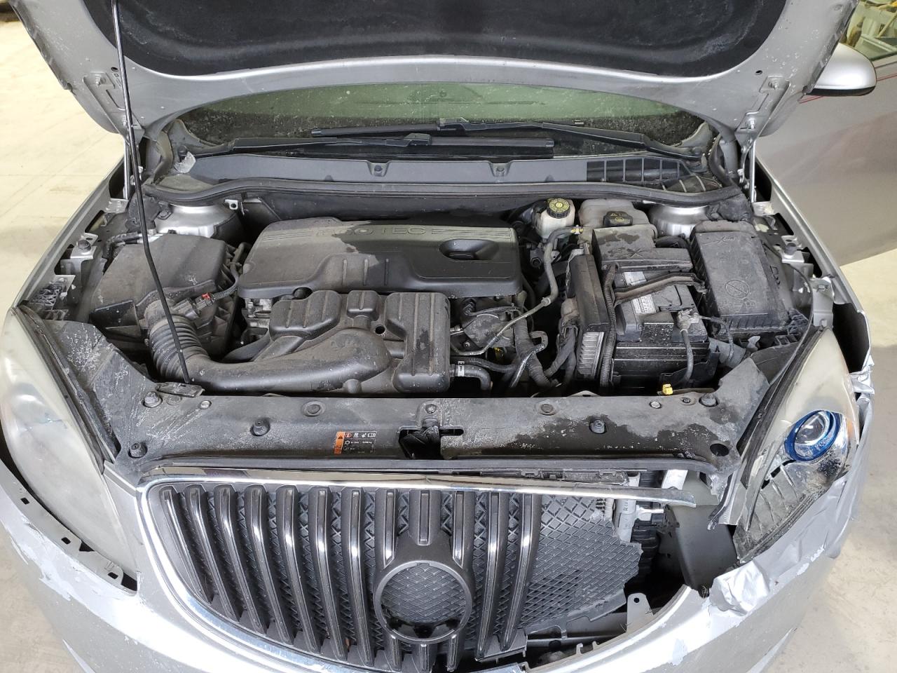 2012 Buick Verano - Image 11