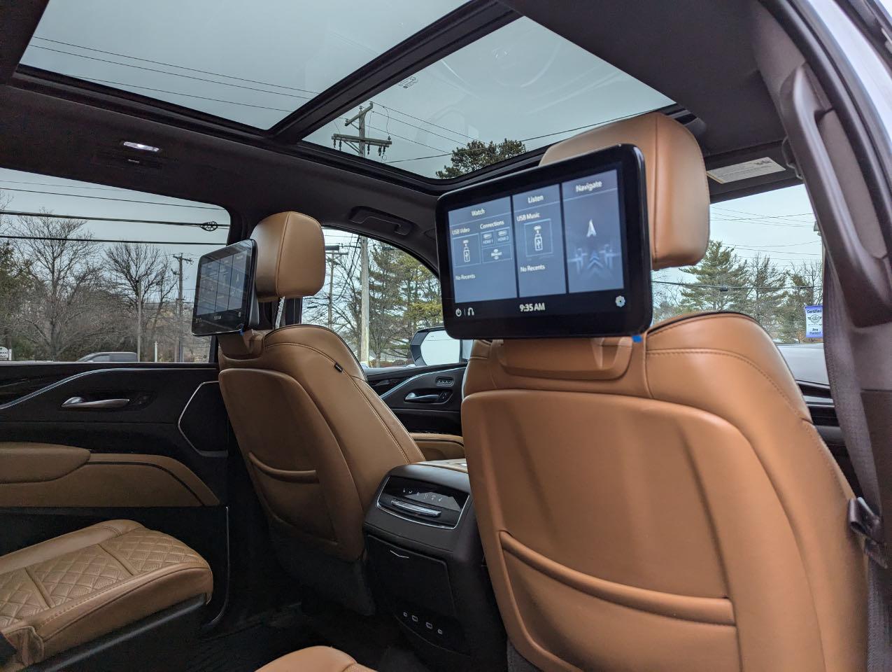2021 Cadillac Escalade - Image 7
