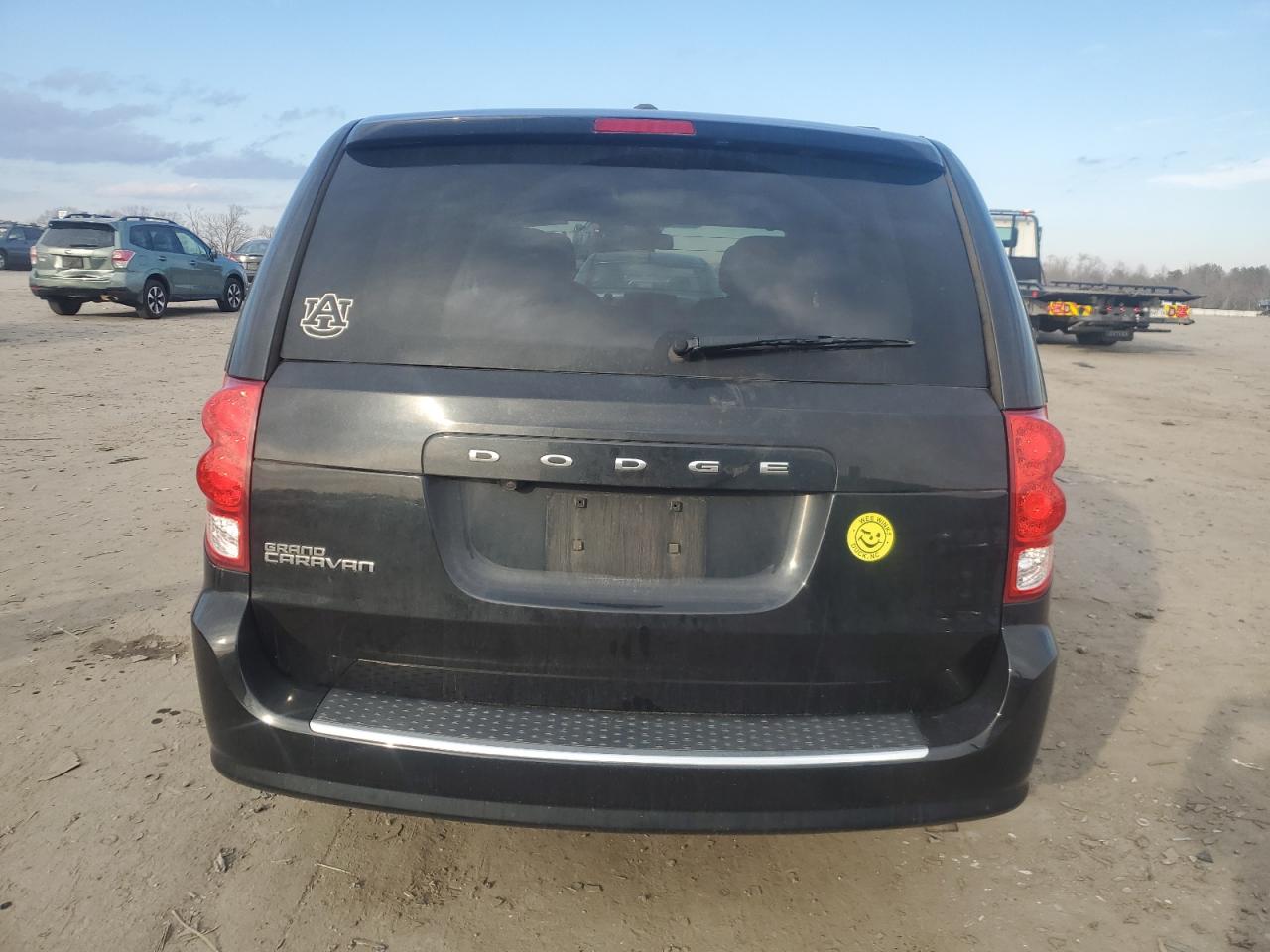 2019 Dodge Caravan - Image 6