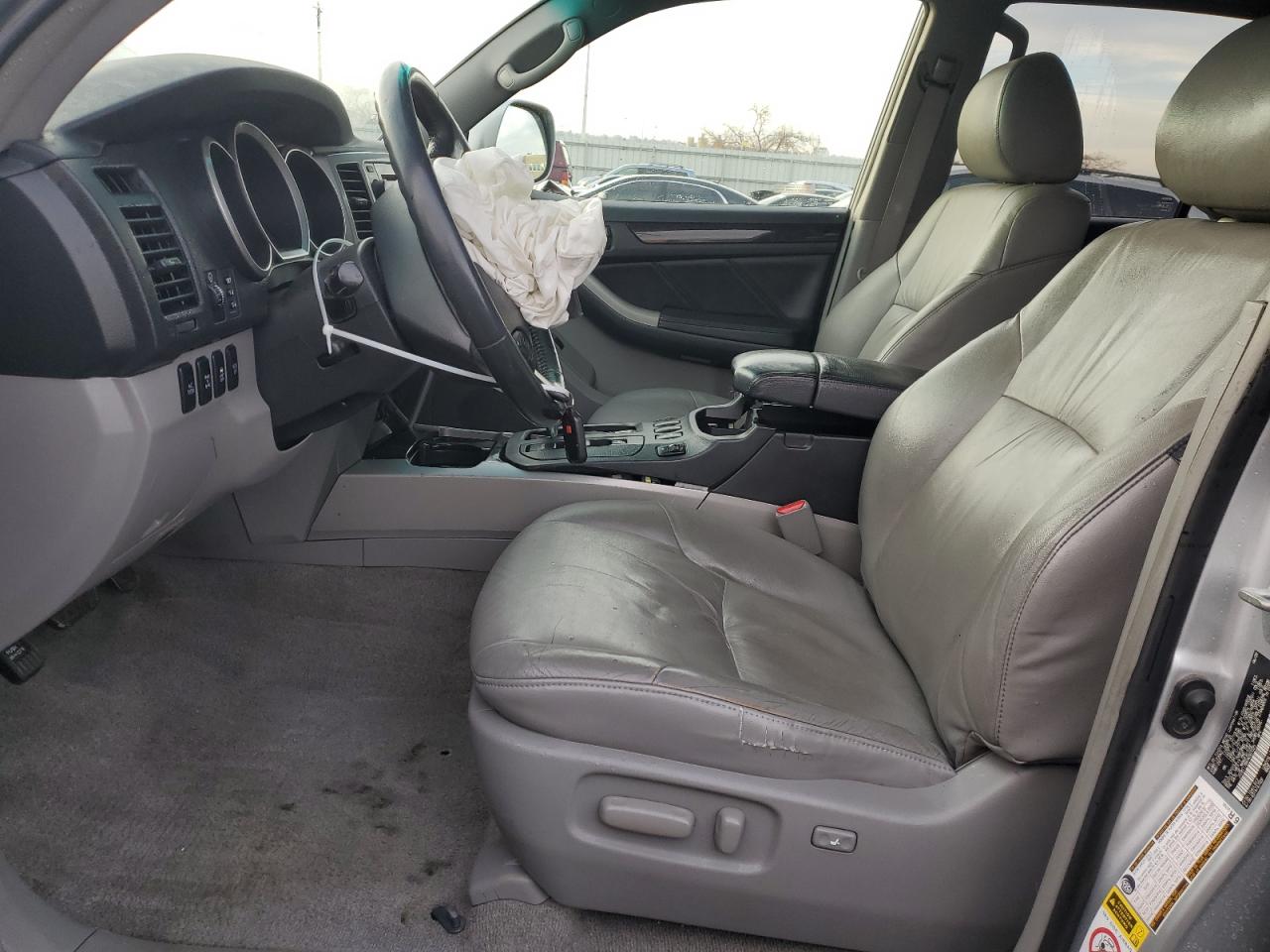 2009 Toyota 4Runner - Image 7