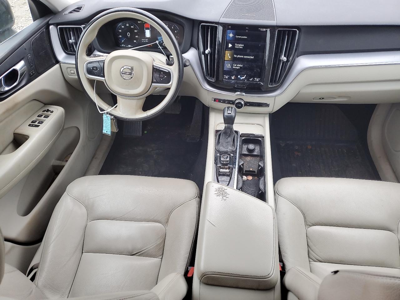 2020 Volvo XC60 - Image 8