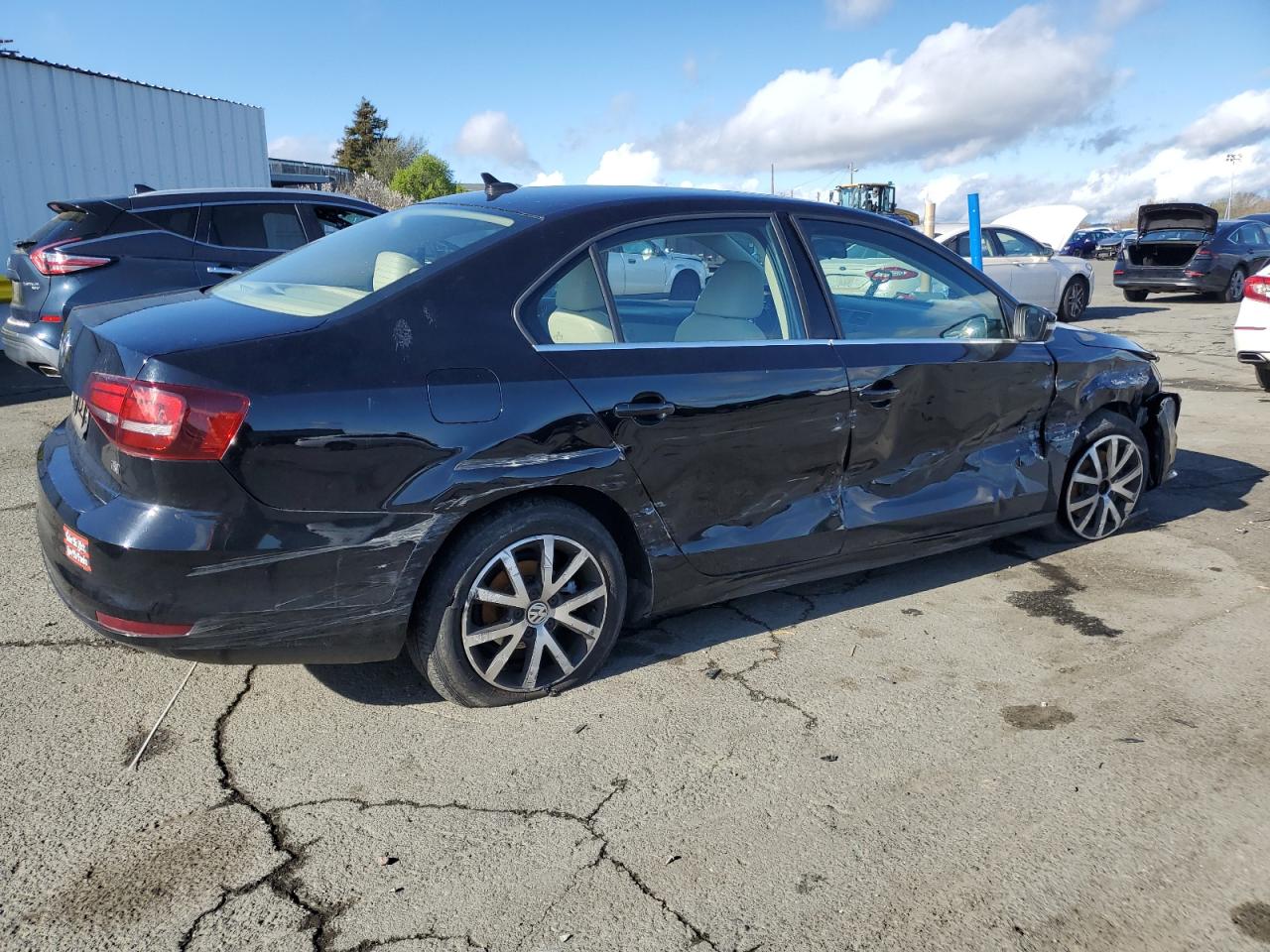 2018 Volkswagen Jetta - Image 3