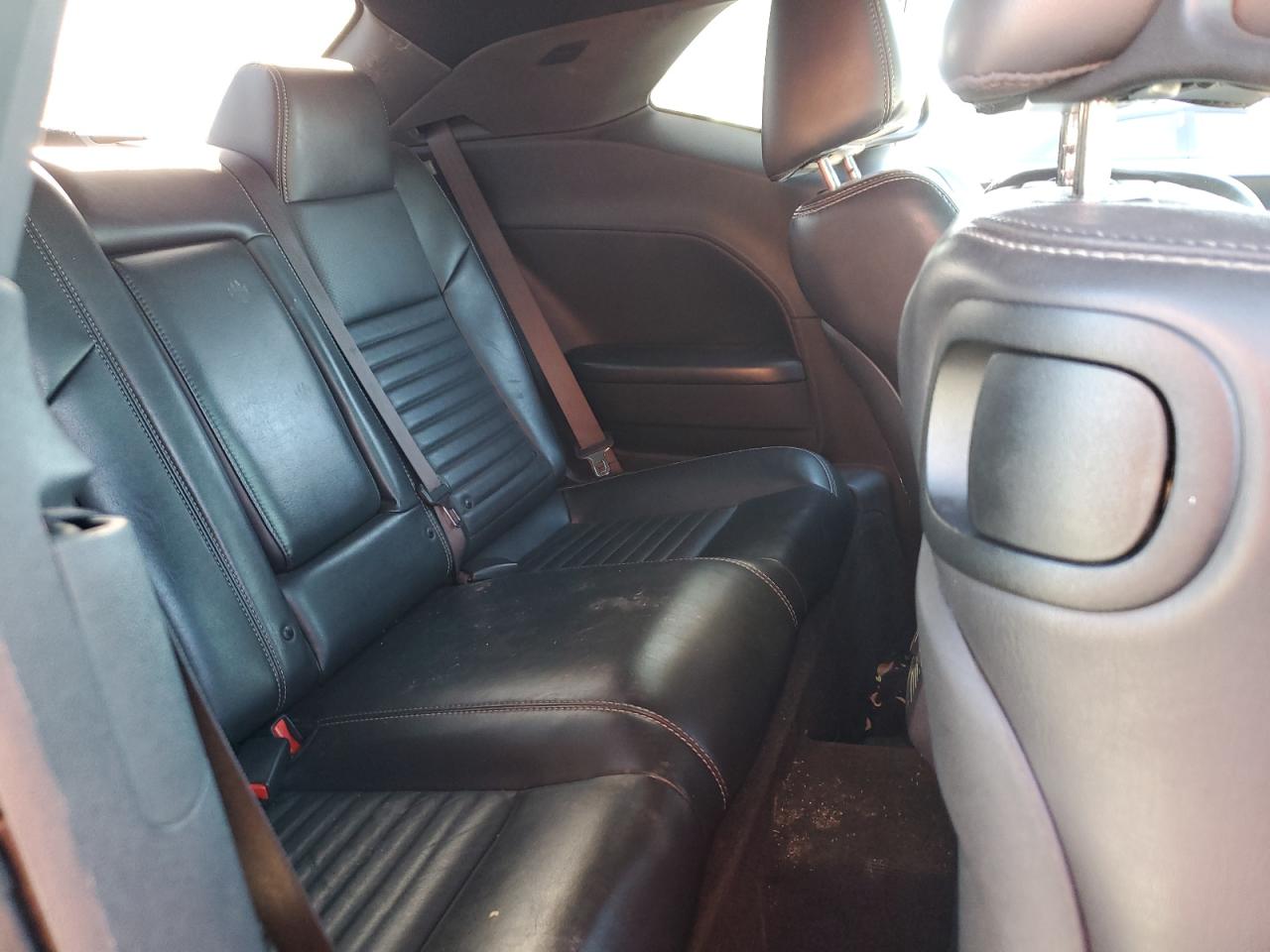 2013 Dodge Challenger - Image 10