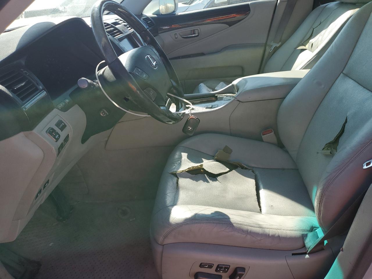 2007 Lexus LS - Image 7