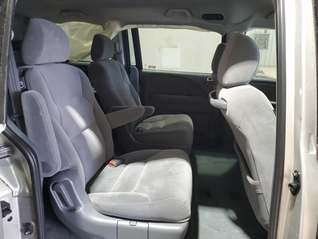 2007 Honda Odyssey - Image 11