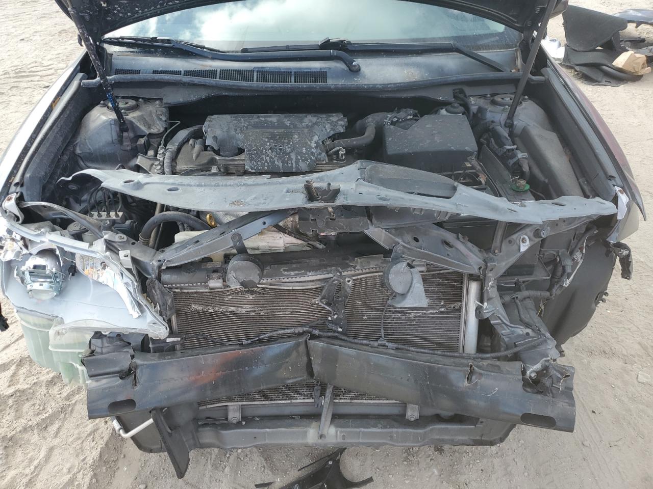 2012 Toyota Camry - Image 11