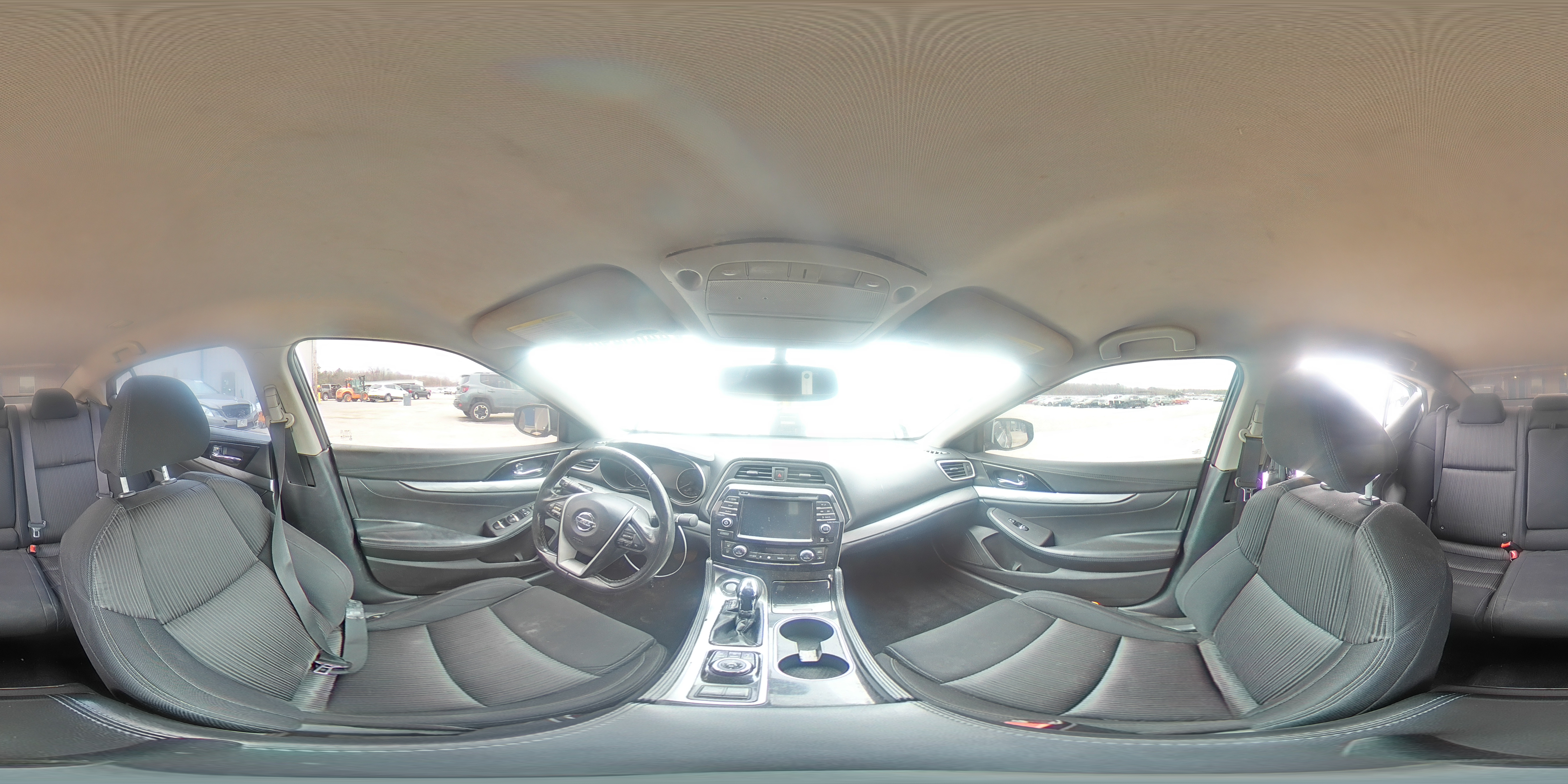 2017 Nissan Maxima - Image 15