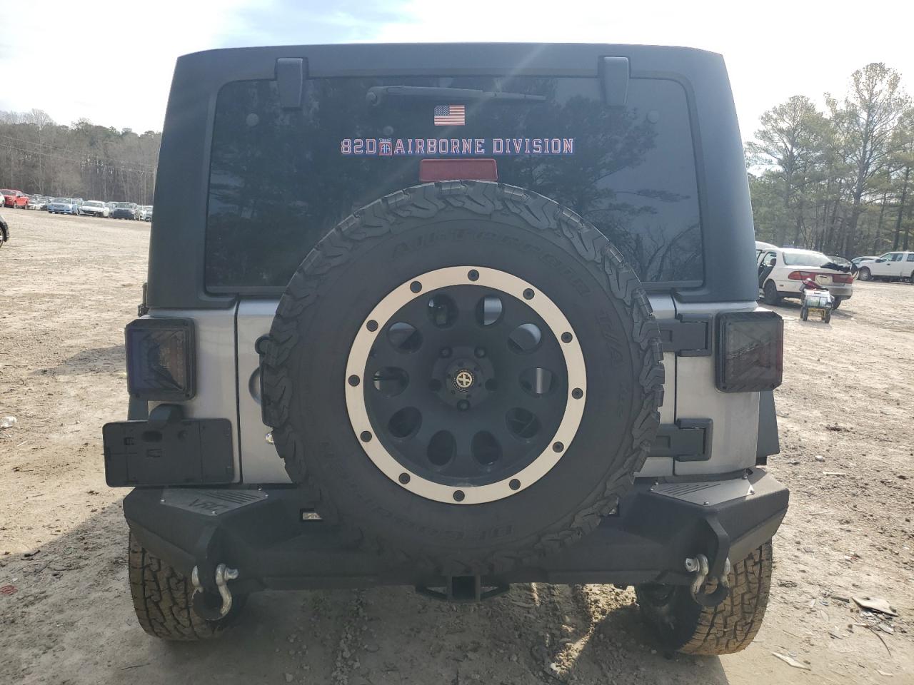 2015 Jeep Wrangler - Image 6