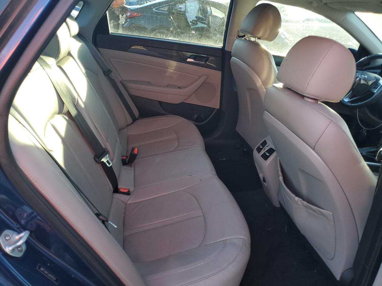 2018 Hyundai Sonata - Image 10