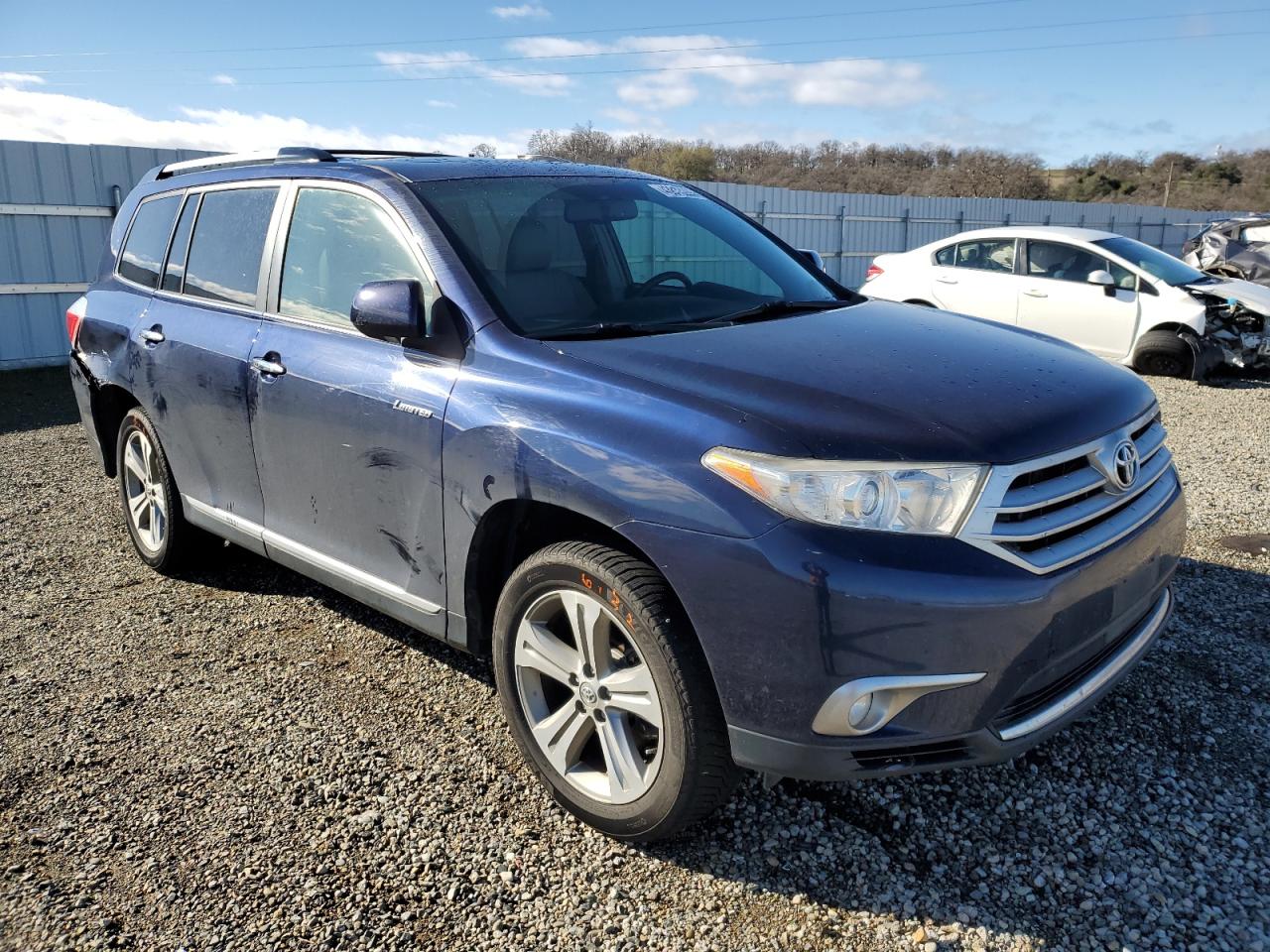 2011 Toyota Highlander - Image 4