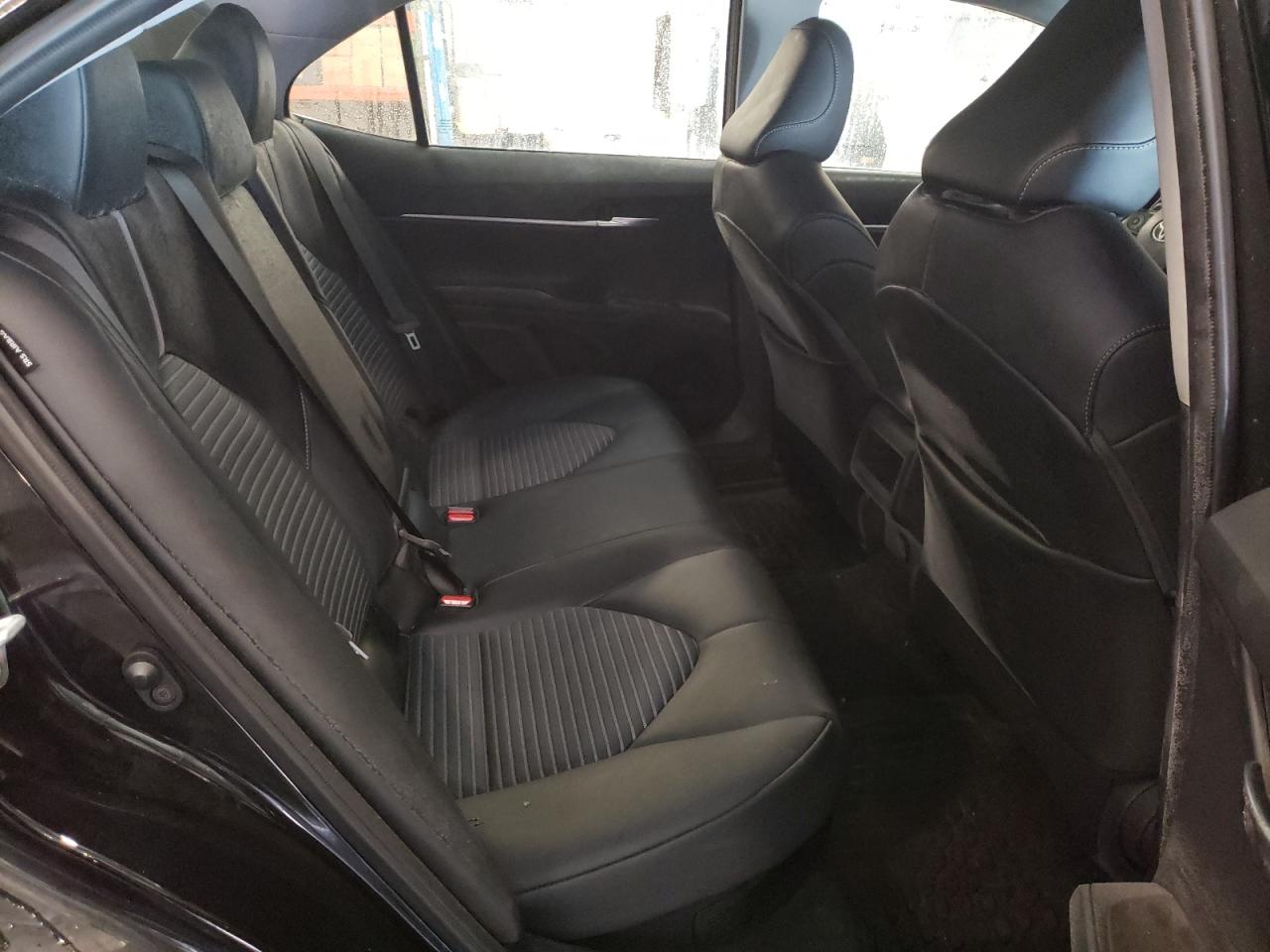 2022 Toyota Camry - Image 10