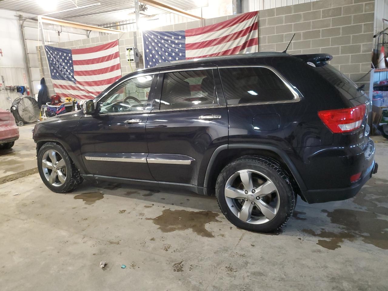 2011 Jeep Grand Cherokee - Image 2