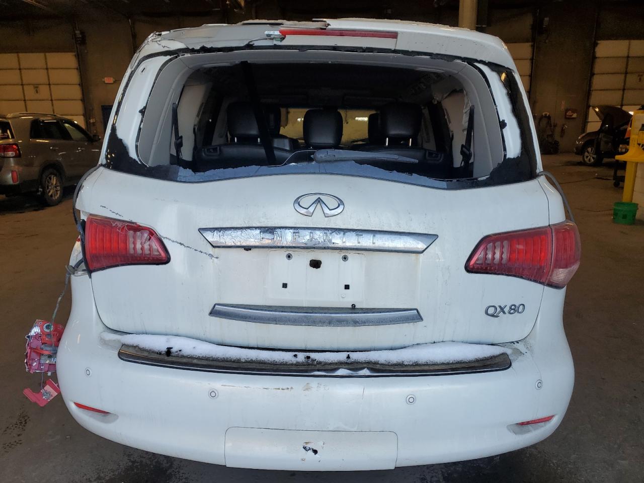 2014 Infiniti QX80 - Image 6