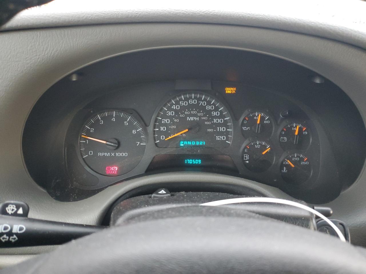 2002 Chevrolet TrailBlazer - Image 9