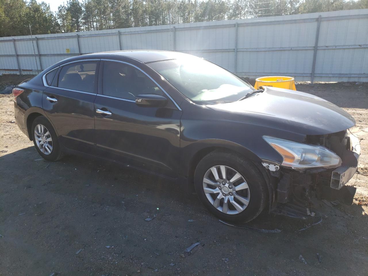 2015 Nissan Altima - Image 4