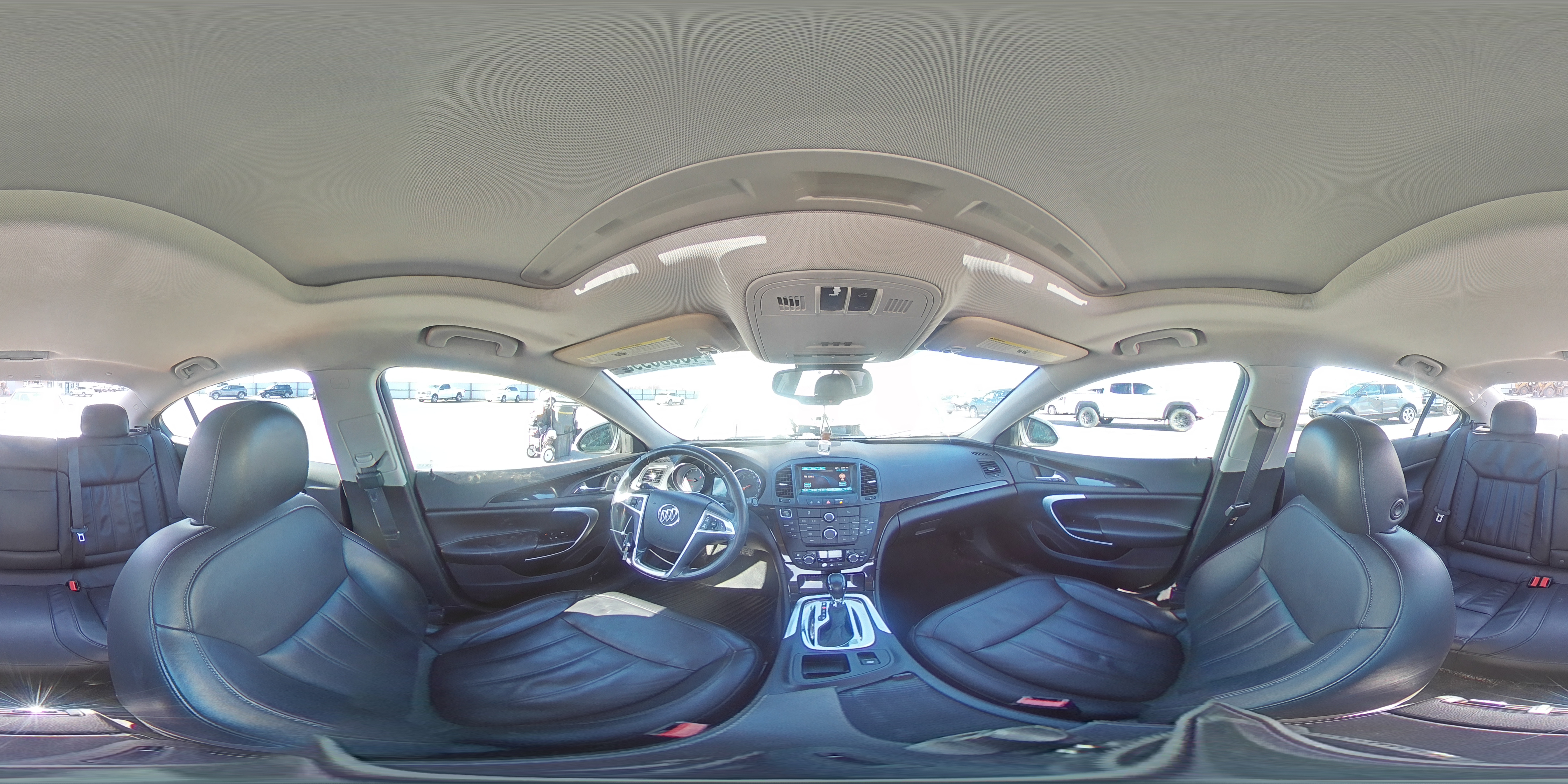 2013 Buick Regal - Image 12