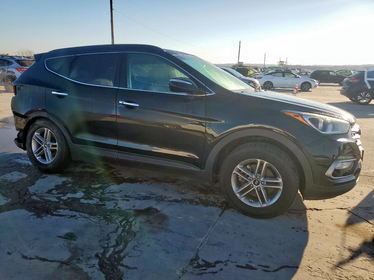 2018 Hyundai Santa Fe - Image 4