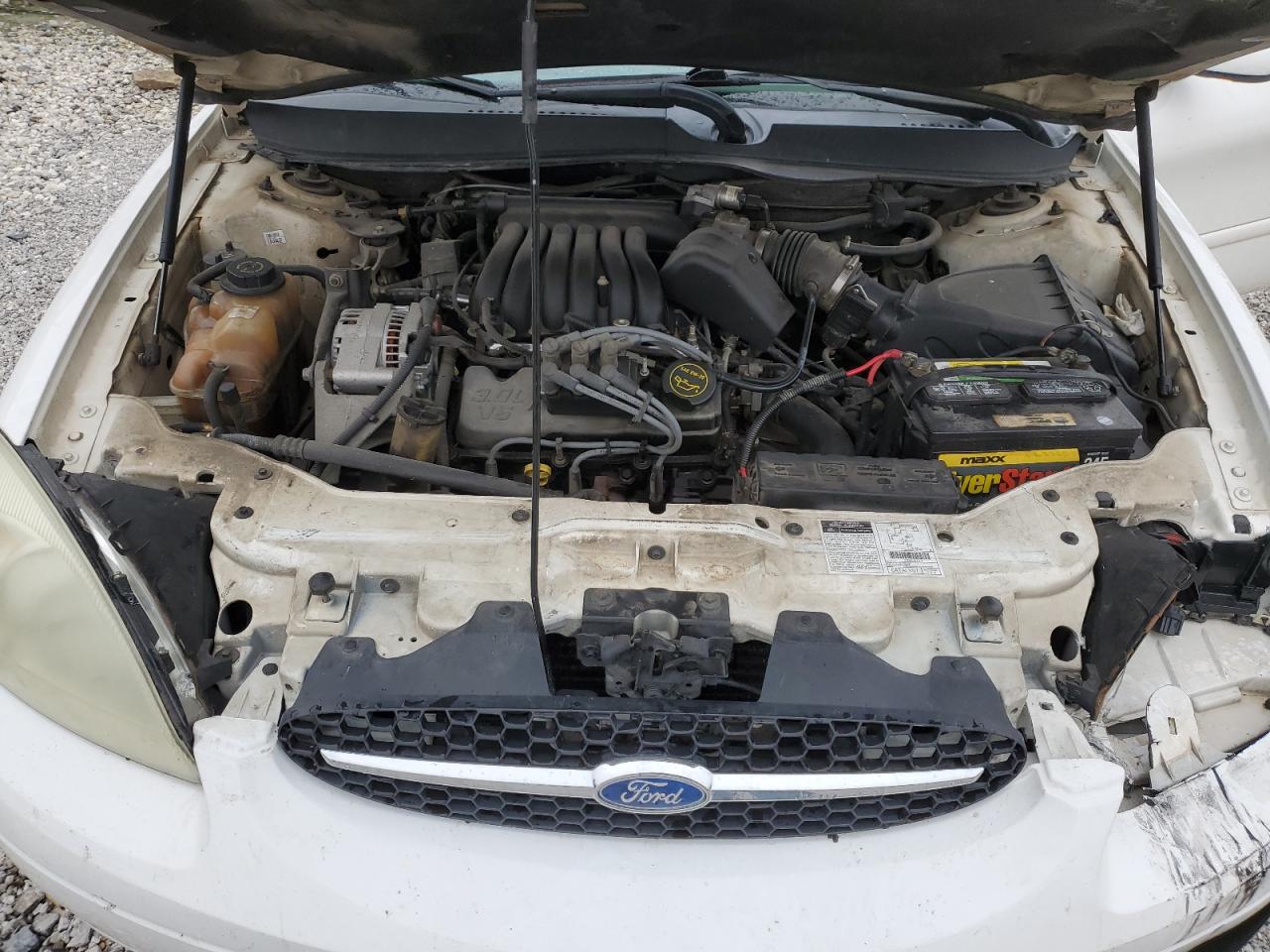 2002 Ford Taurus - Image 11
