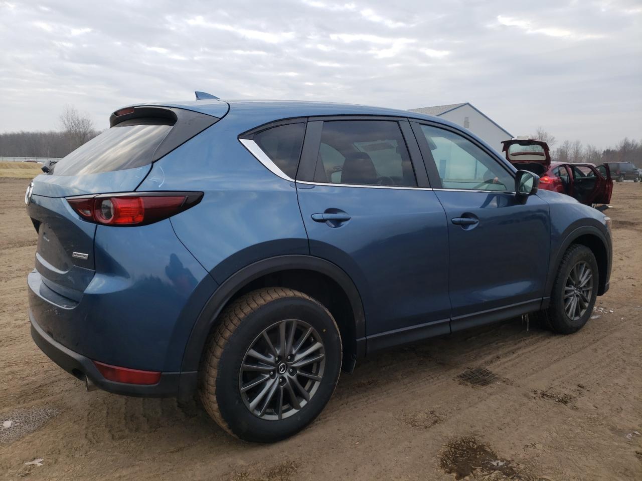 2017 Mazda CX-5 - Image 3