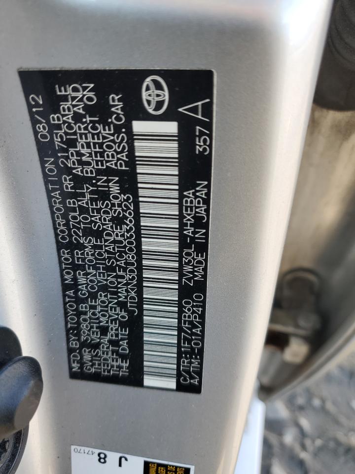 2012 Toyota Prius - Image 12