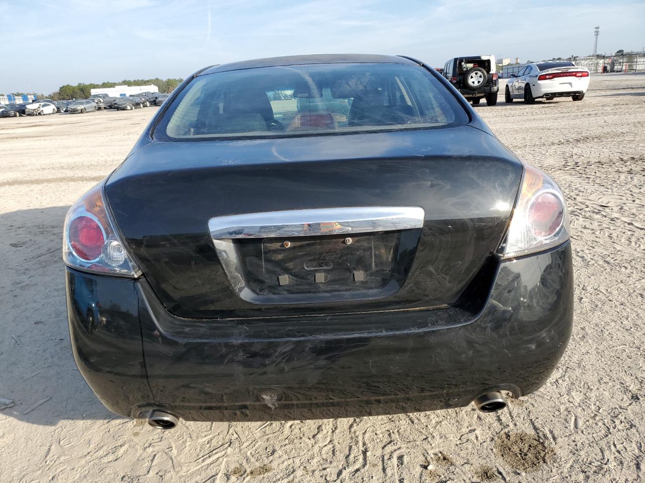2010 Nissan Altima - Image 6