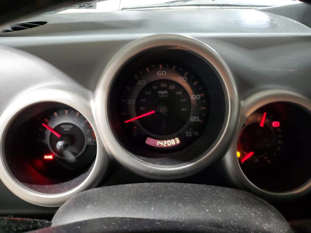 2003 Honda Element - Image 9