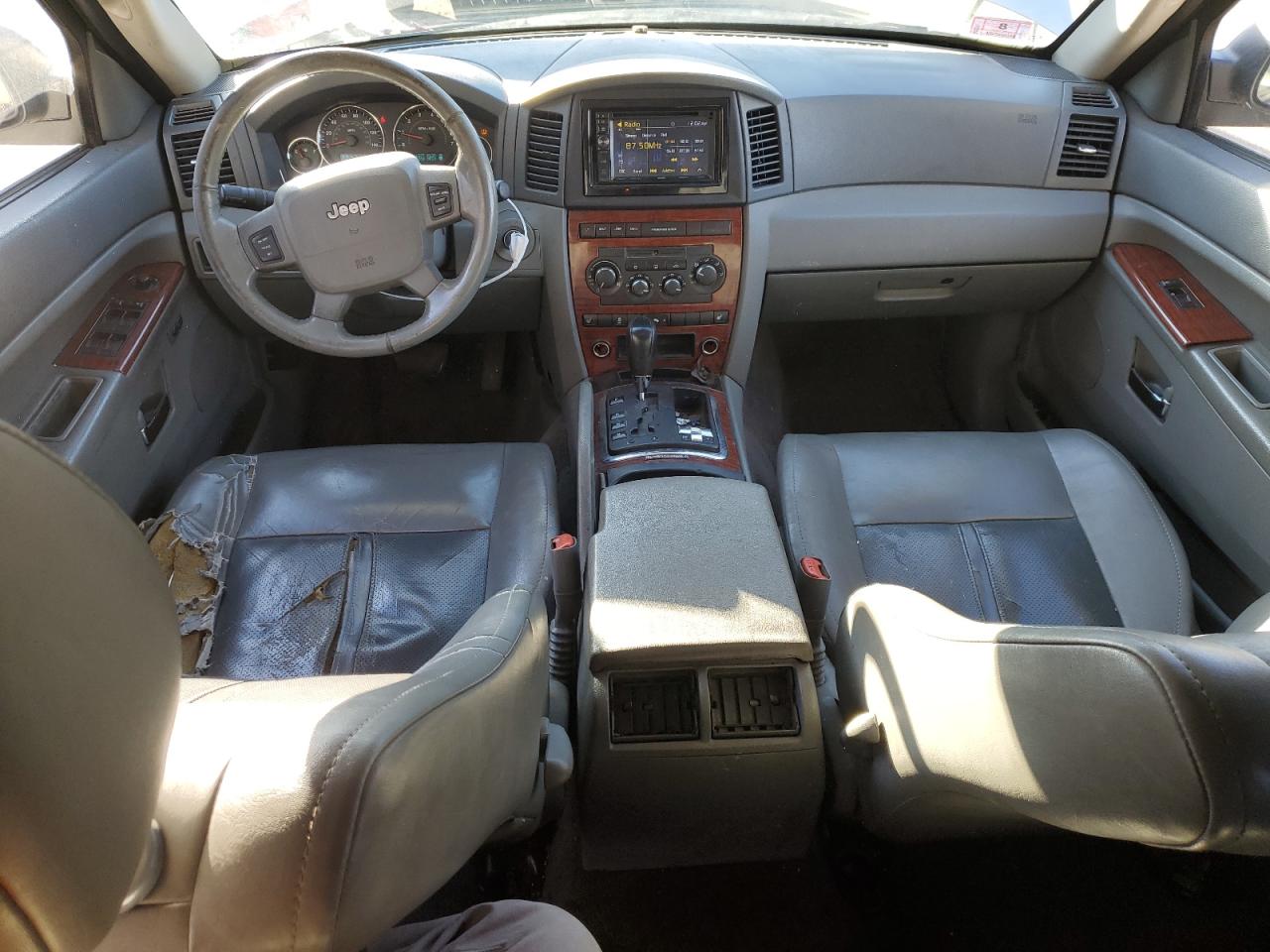 2005 Jeep Grand Cherokee - Image 8