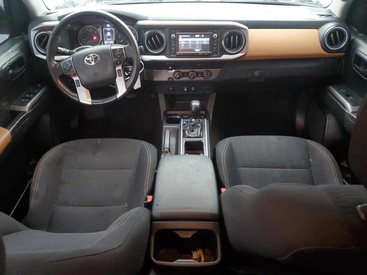 2019 Toyota Tacoma - Image 8