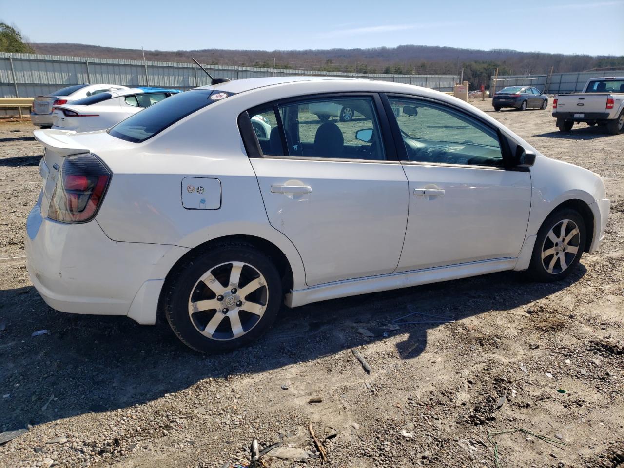 2012 Nissan Sentra - Image 3