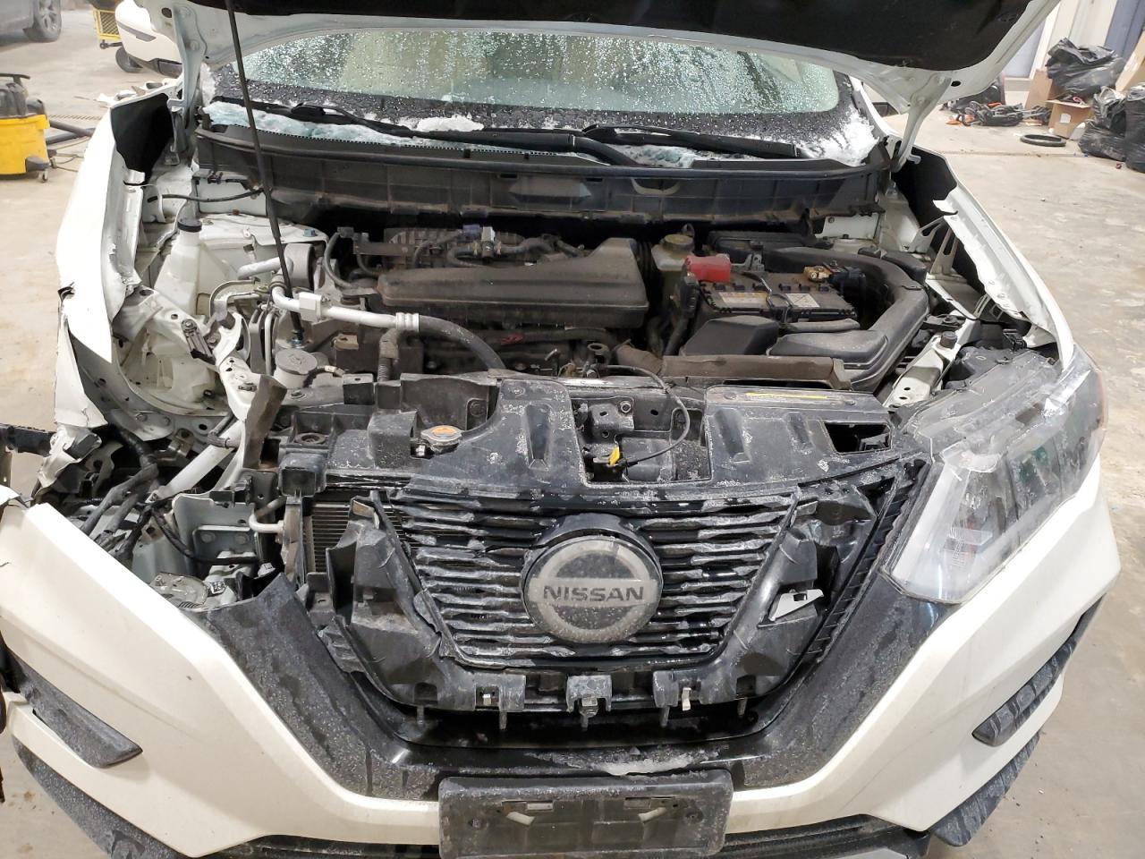 2019 Nissan Rogue - Image 12