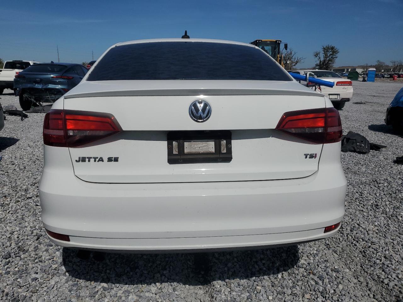 2017 Volkswagen Jetta - Image 6
