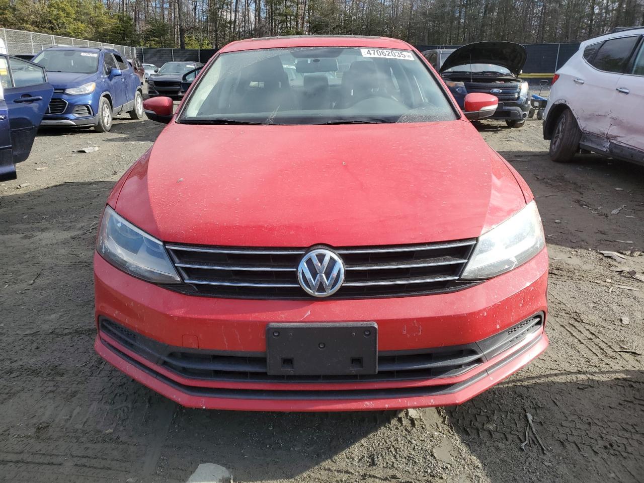 2015 Volkswagen Jetta - Image 5