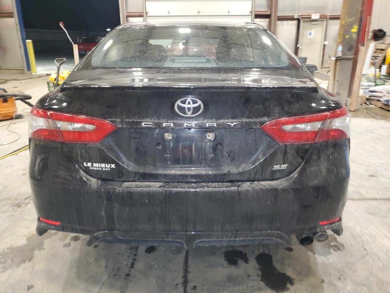 2018 Toyota Camry - Image 6