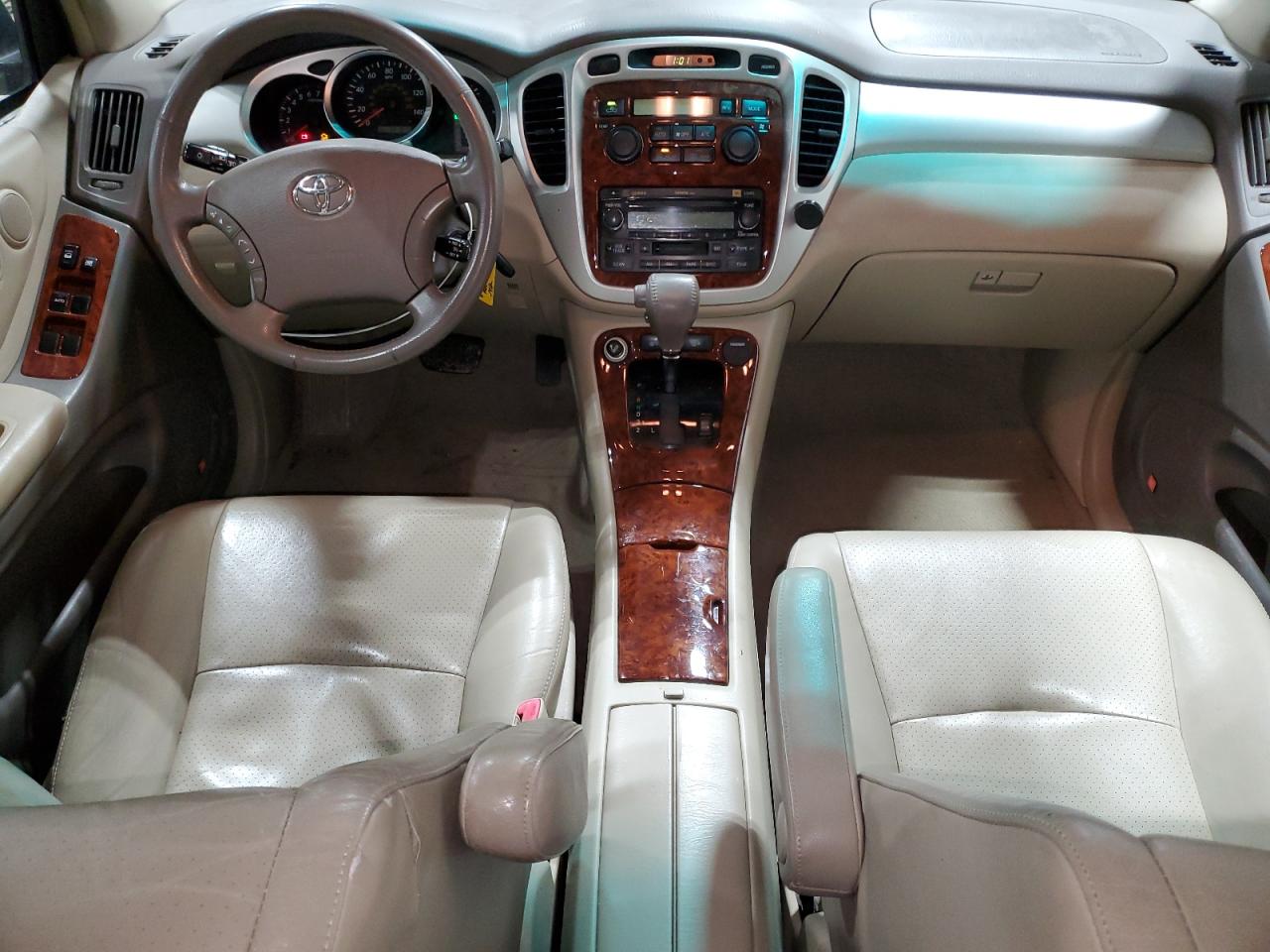 2005 Toyota Highlander - Image 8