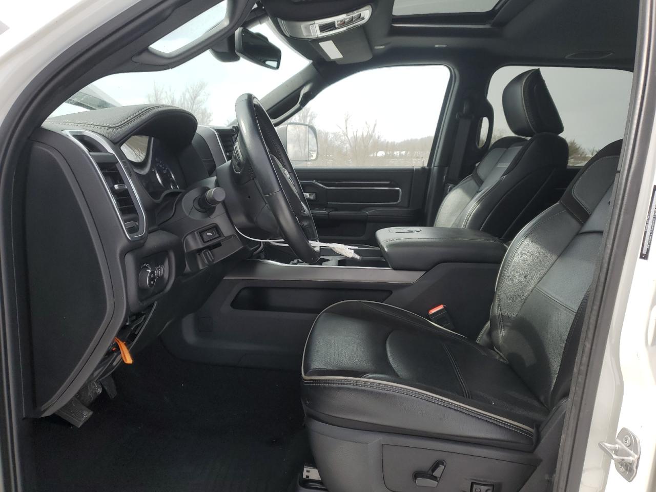 2022 RAM 2500 - Image 7